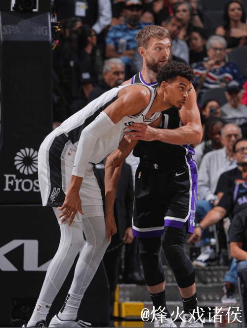 文班亚马：发起垃圾话攻势，打乱对手节奏并激励队友